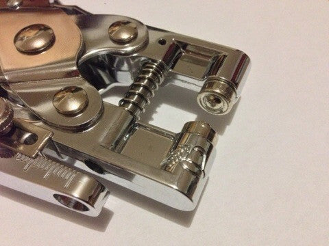 Clipper for Eyelet Clamp Connectors